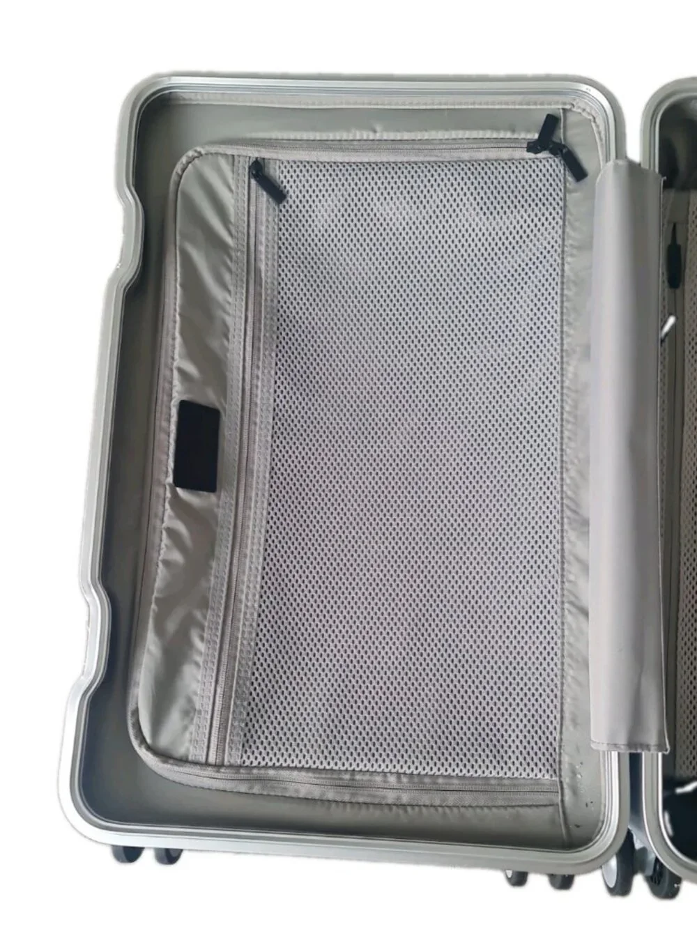 MONOS HYBRID 21” Carry-On Luggage Silver
